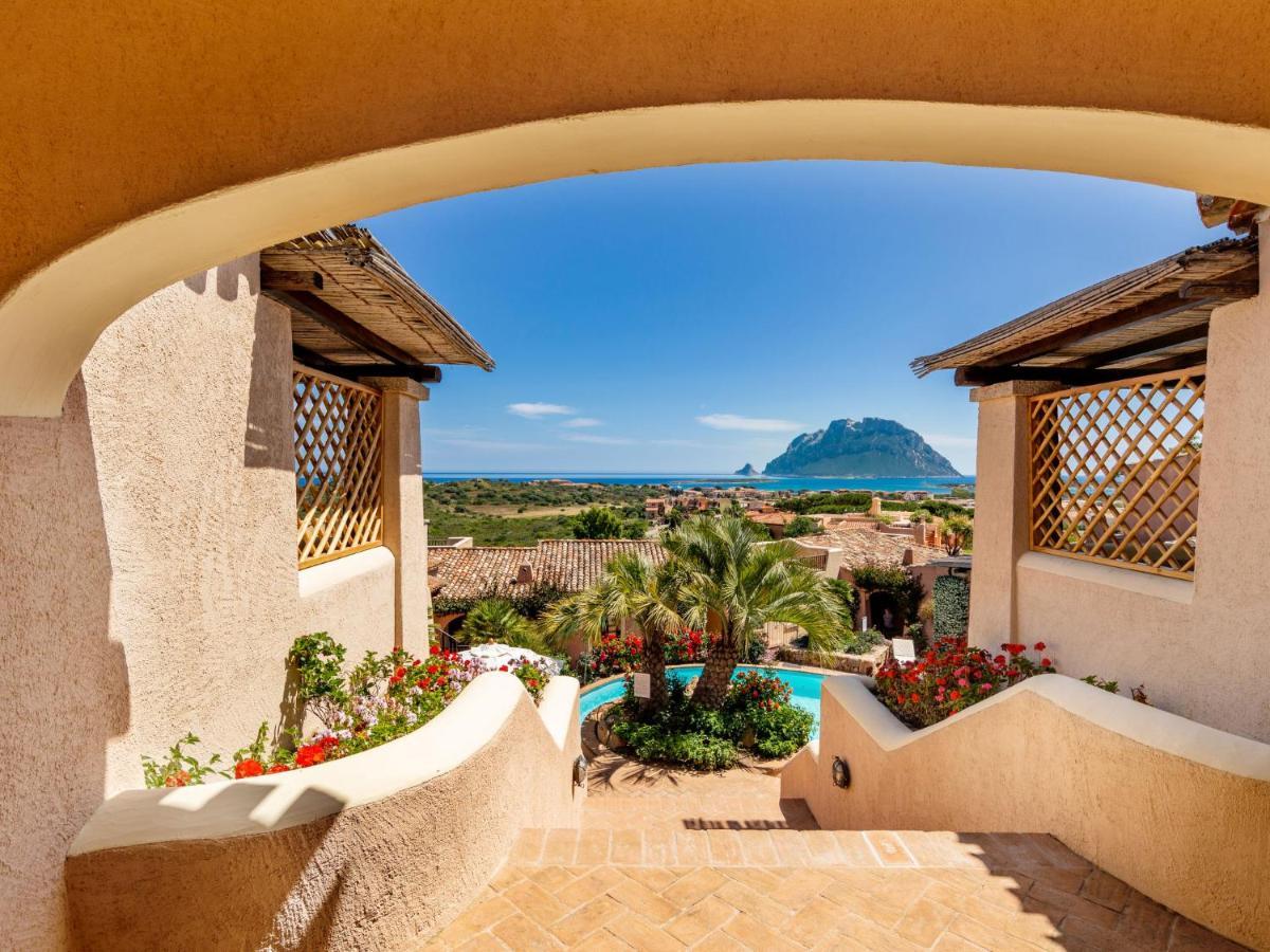 Holiday Home Corbezzolo 8 - Vista Village By Interhome Porto San Paolo  Exteriör bild